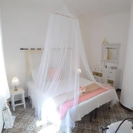 Old Town Secret Garden