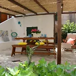 Old Town Secret Garden דירה אלגהרו
