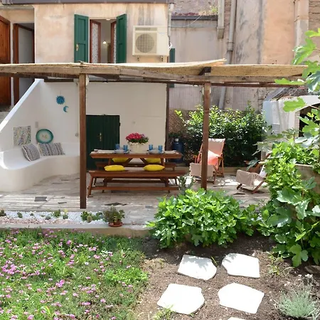 Old Town Secret Garden *